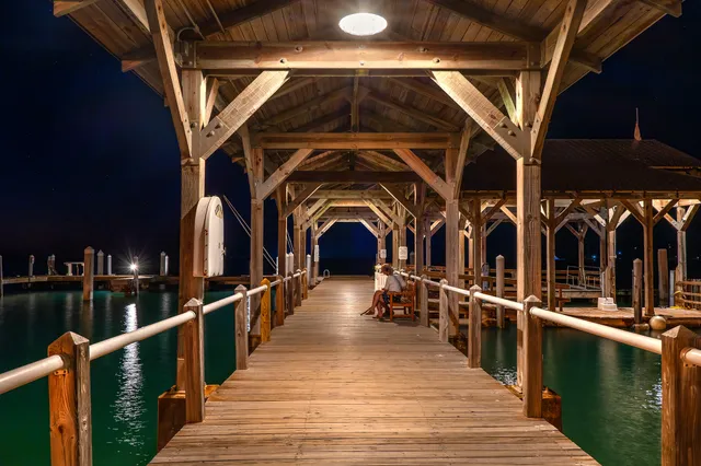 $7,950,000 | 16 Sunset Key Drive, Key West, FL 33040