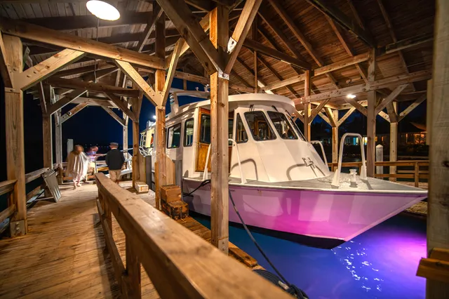 $7,950,000 | 16 Sunset Key Drive, Key West, FL 33040