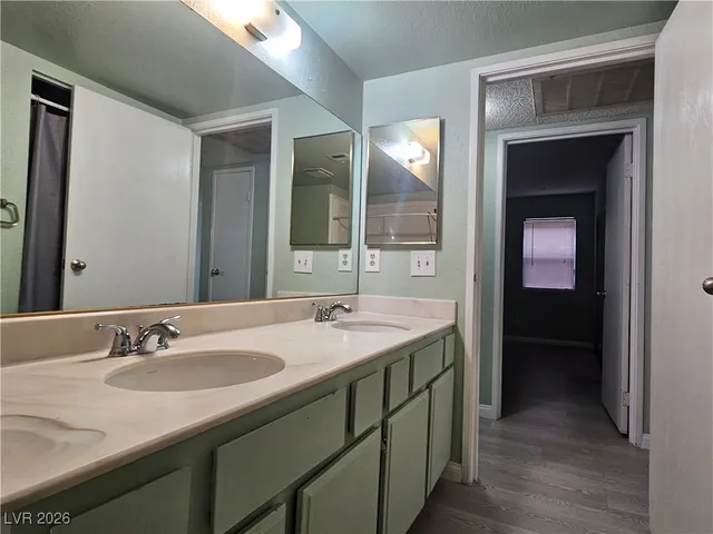 $1,250 | 4752 O'Bannon Drive, Unit B, Las Vegas, NV 89102