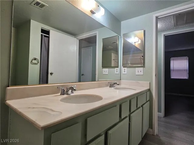 $1,250 | 4752 O'Bannon Drive, Unit B, Las Vegas, NV 89102