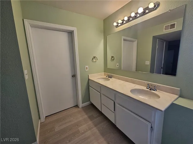 $1,250 | 4752 O'Bannon Drive, Unit B, Las Vegas, NV 89102