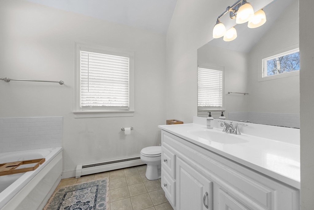 16 Newtown Road Sandwich, MA 02563 - Photo 14 of 26