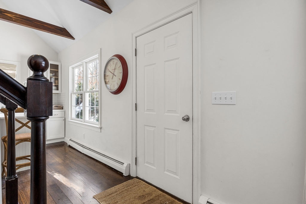 16 Newtown Road Sandwich, MA 02563 - Photo 4 of 26