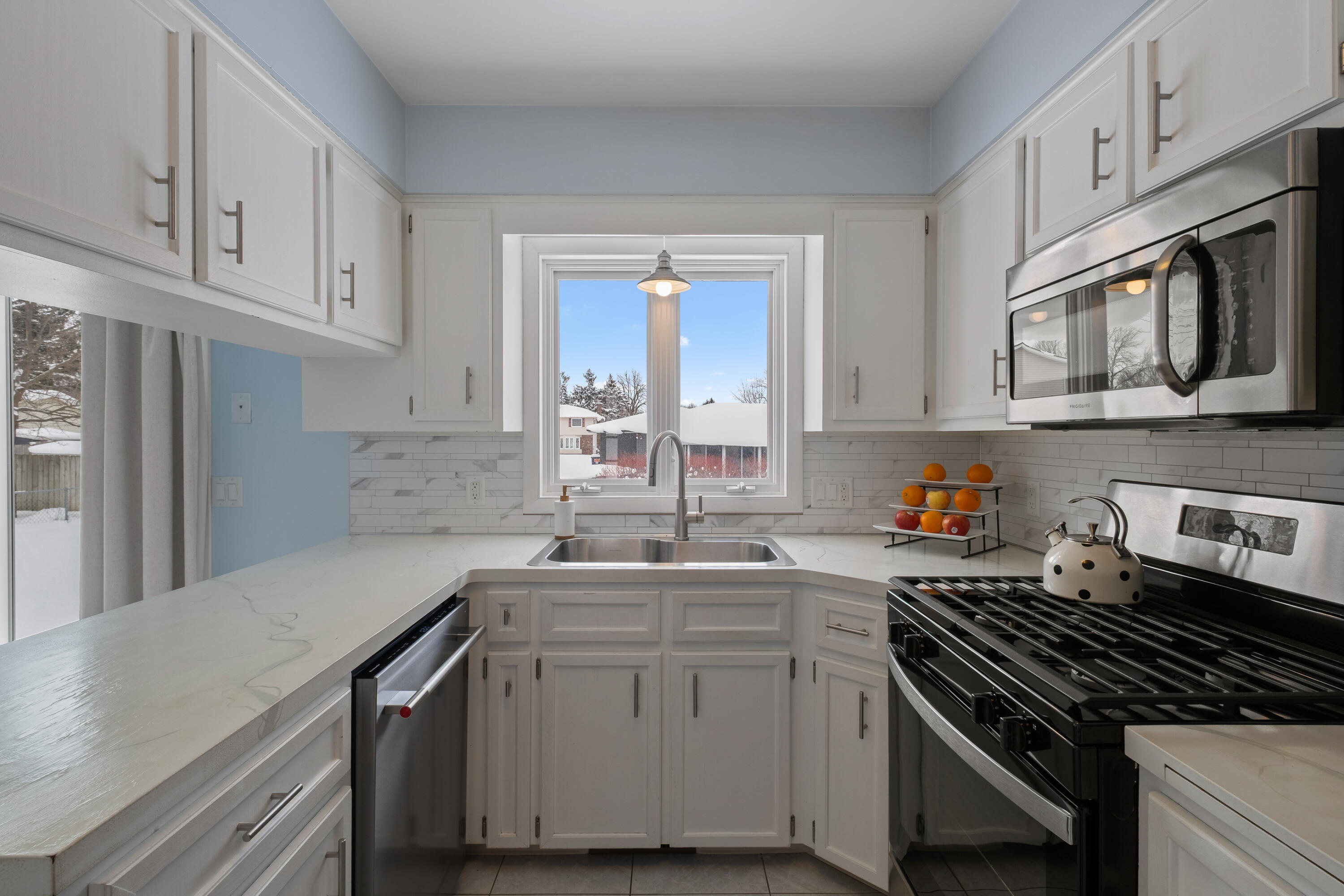1951 Mulberry Lane Jenison, MI 49428 - Photo 6 of 21 Kitchen