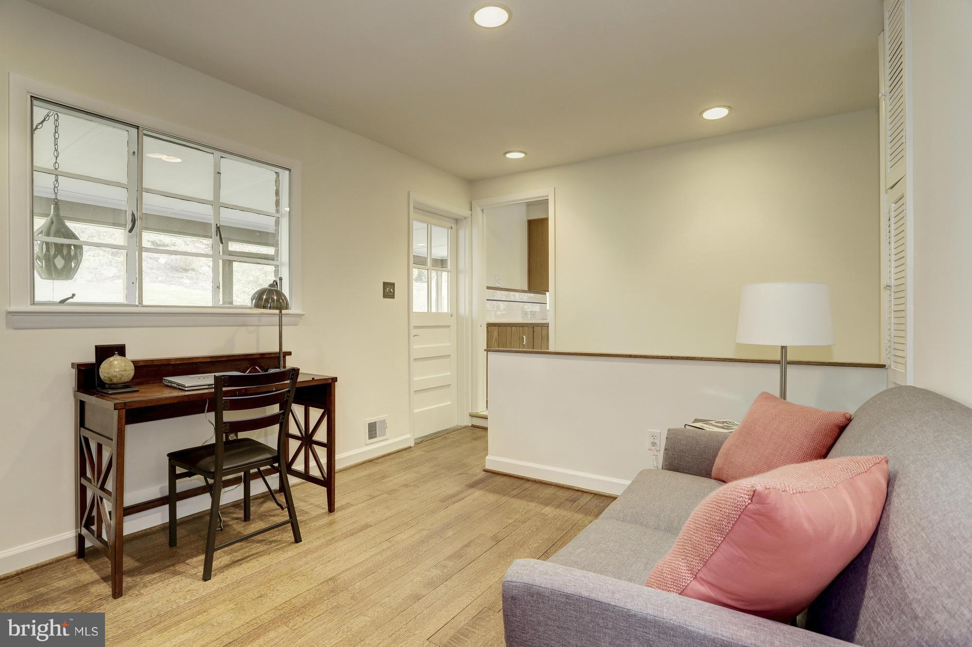 9515 St Andrews Way Silver Spring, MD 20901 - Photo 15 of 30 Interior (General)