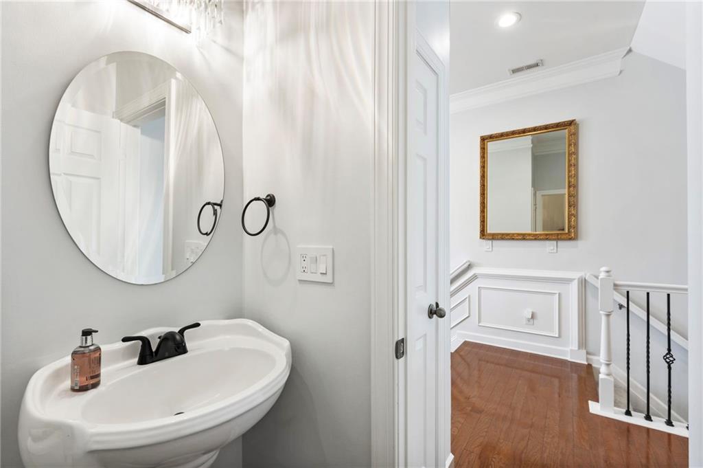 1990 Cobblestone Circle Northeast Atlanta, GA 30319 - Photo 29 of 42