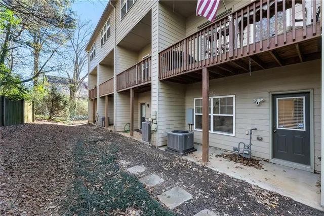 $499,000 | 1990 Cobblestone Circle Northeast, Atlanta, GA 30319