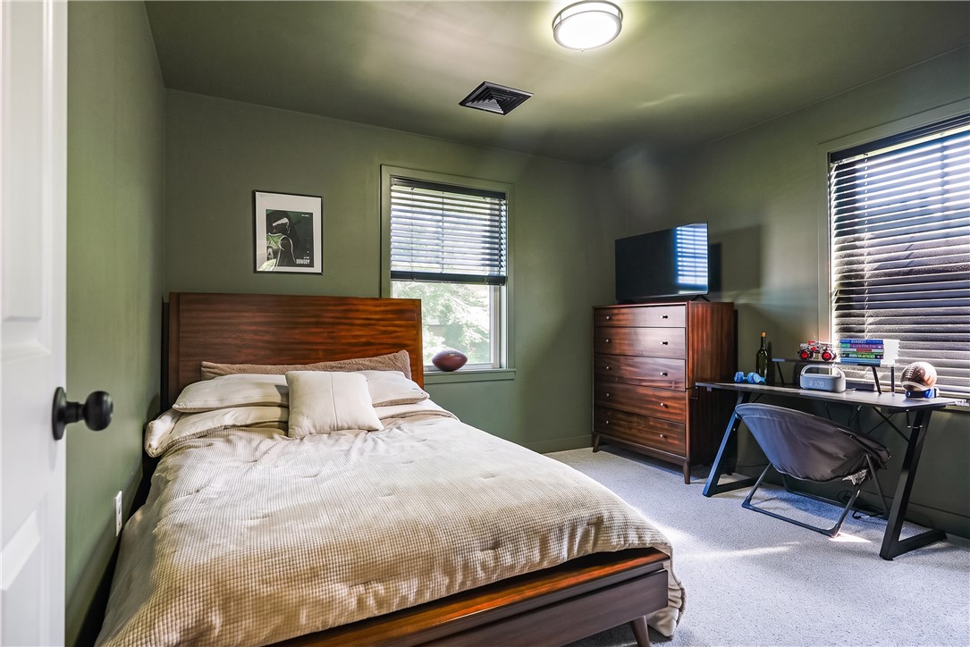 2 Overhill Road Warren, RI 02885 - Photo 14 of 36 Gallery Image 14