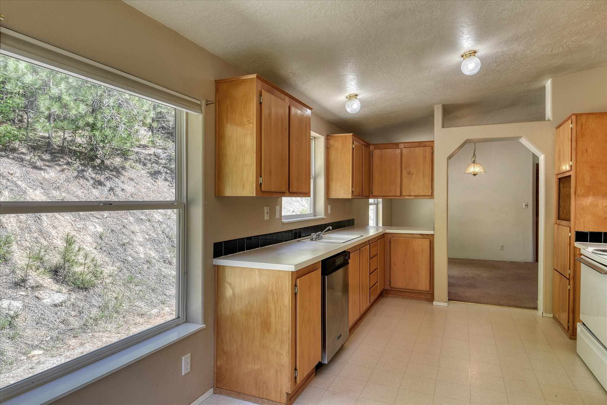 229 Gray Road Newport, WA 99156 - Photo 11 of 14