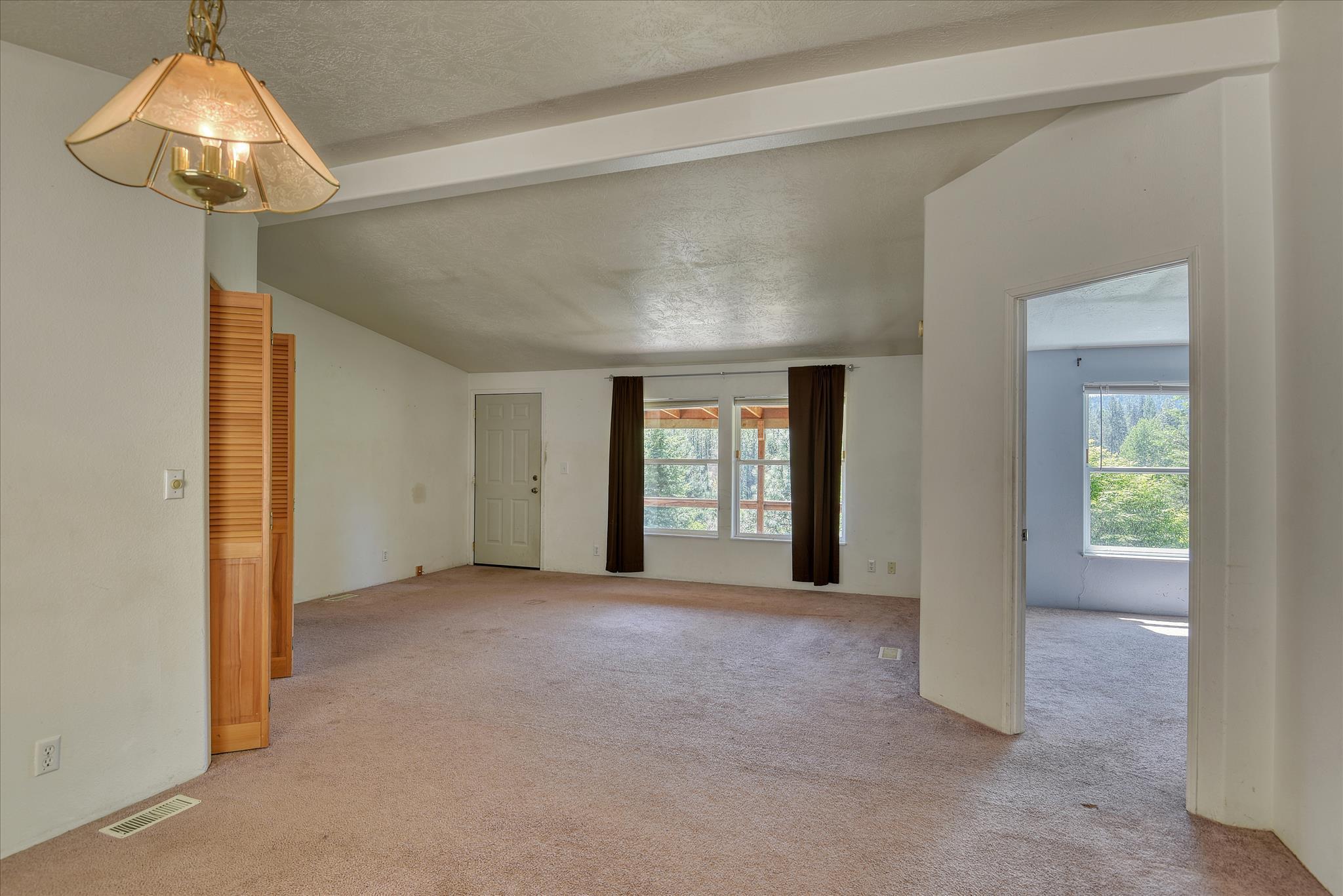 229 Gray Road Newport, WA 99156 - Photo 9 of 14