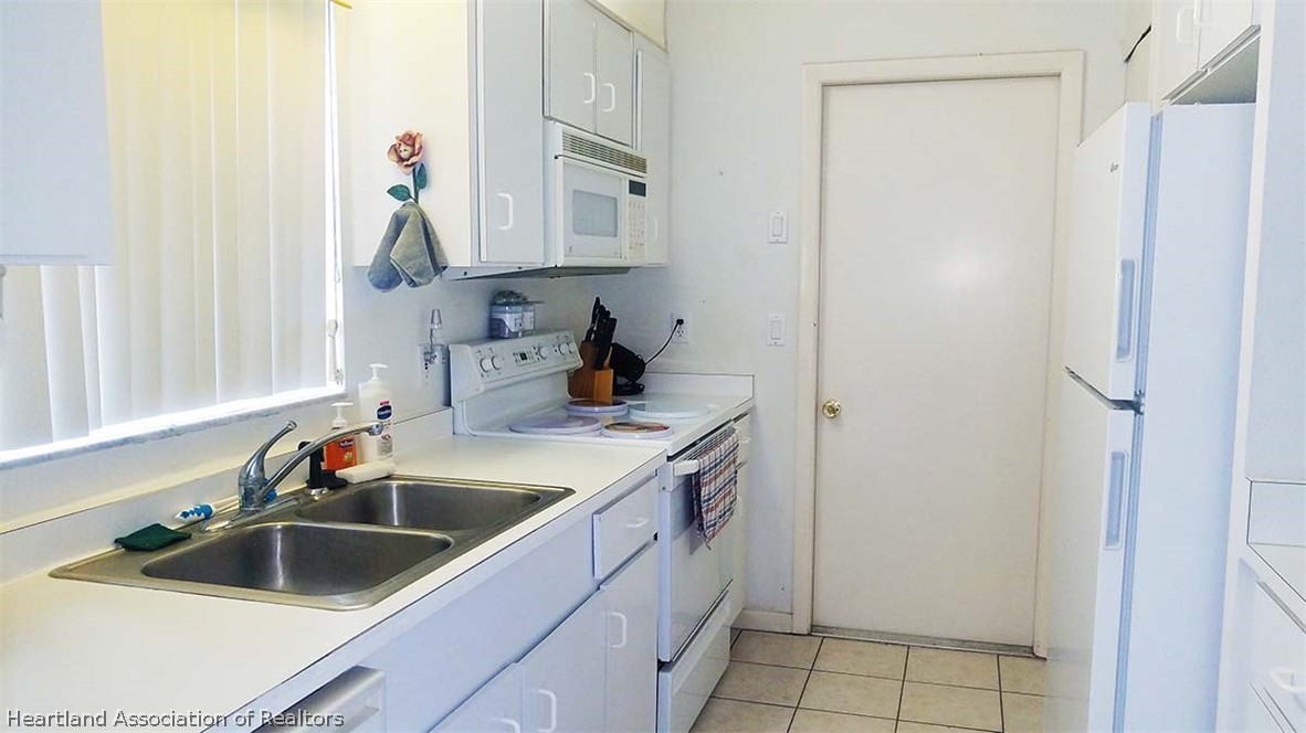 47 Quail Roost Road Lake Placid, FL 33852 - Photo 3 of 17 Gallery Image 3