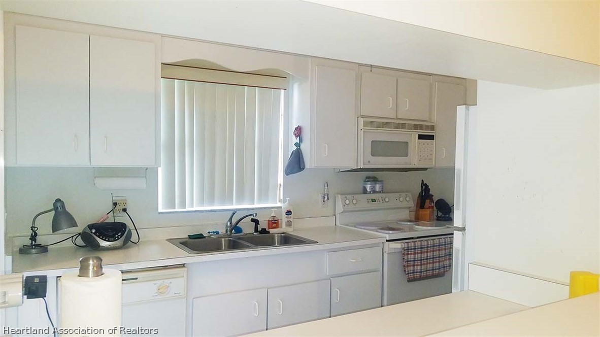 47 Quail Roost Road Lake Placid, FL 33852 - Photo 7 of 17 Gallery Image 7