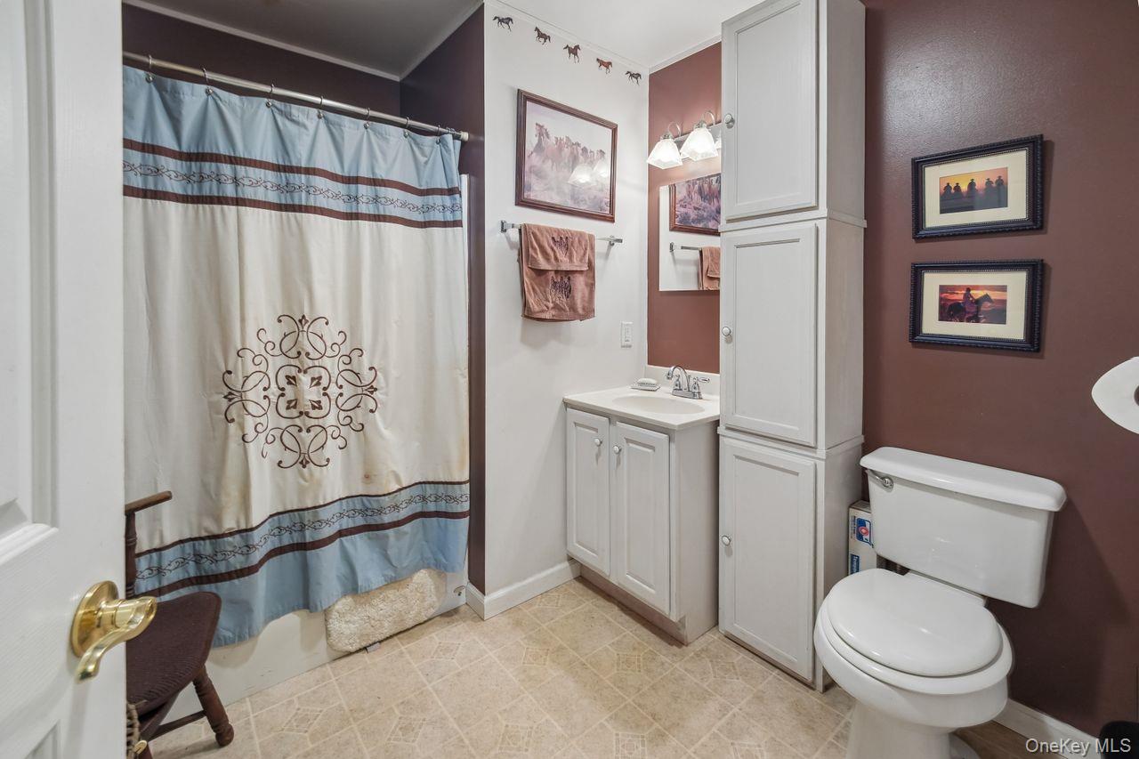 131 King Road Middletown, NY 10941 - Photo 18 of 39 Gallery Image 18
