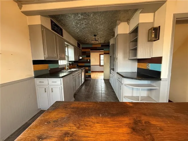 $174,900 | 11524 Hackett Street, Sugar Creek, MO 64054