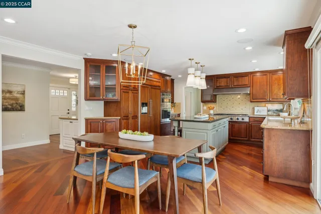 $2,695,000 | 561 Morecroft Road, Lafayette, CA 94549