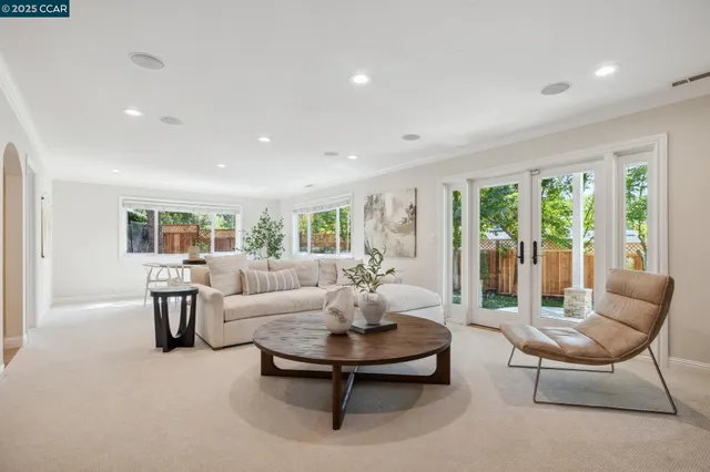 $2,695,000 | 561 Morecroft Road, Lafayette, CA 94549