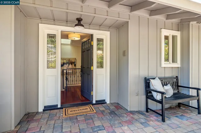$2,695,000 | 561 Morecroft Road, Lafayette, CA 94549