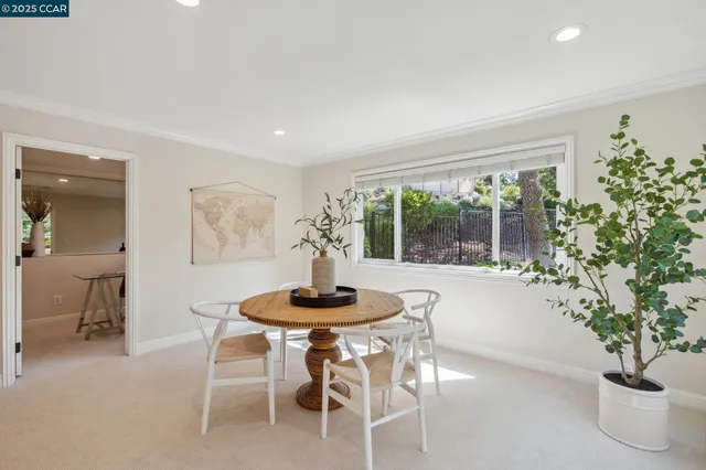 $2,695,000 | 561 Morecroft Road, Lafayette, CA 94549