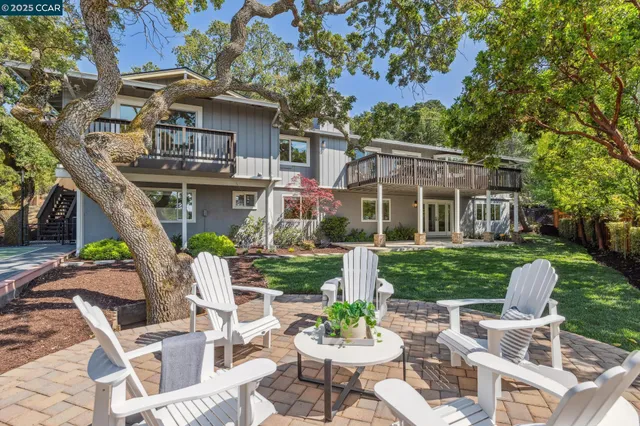 $2,695,000 | 561 Morecroft Road, Lafayette, CA 94549