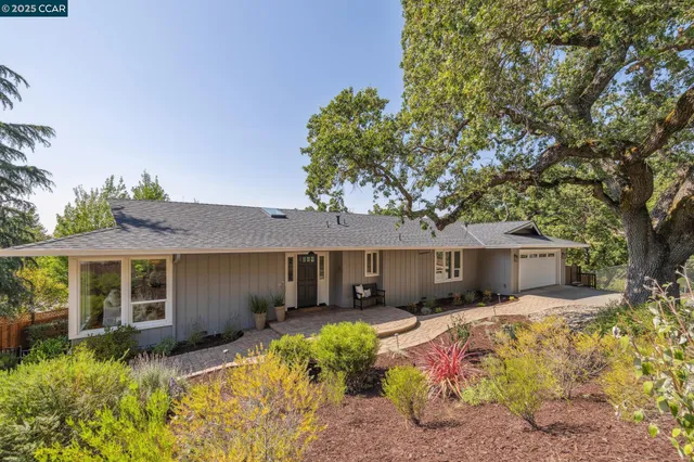 $2,695,000 | 561 Morecroft Road, Lafayette, CA 94549