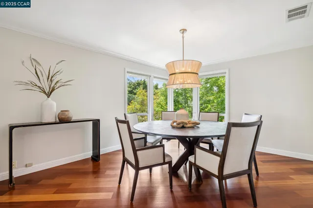 $2,695,000 | 561 Morecroft Road, Lafayette, CA 94549