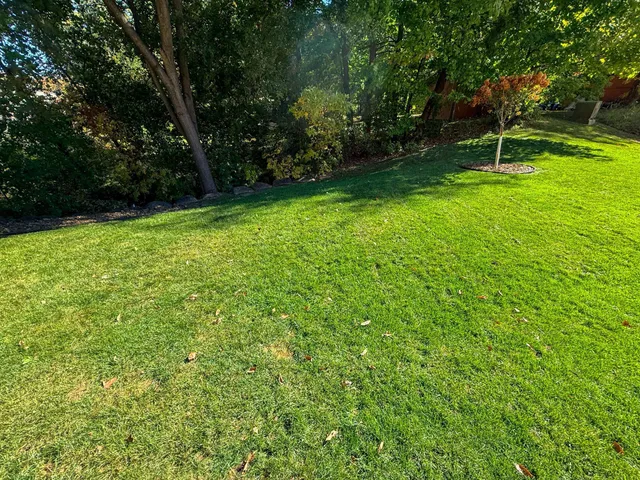 $777,000 | 6040 Oakview Court, Excelsior, MN 55331