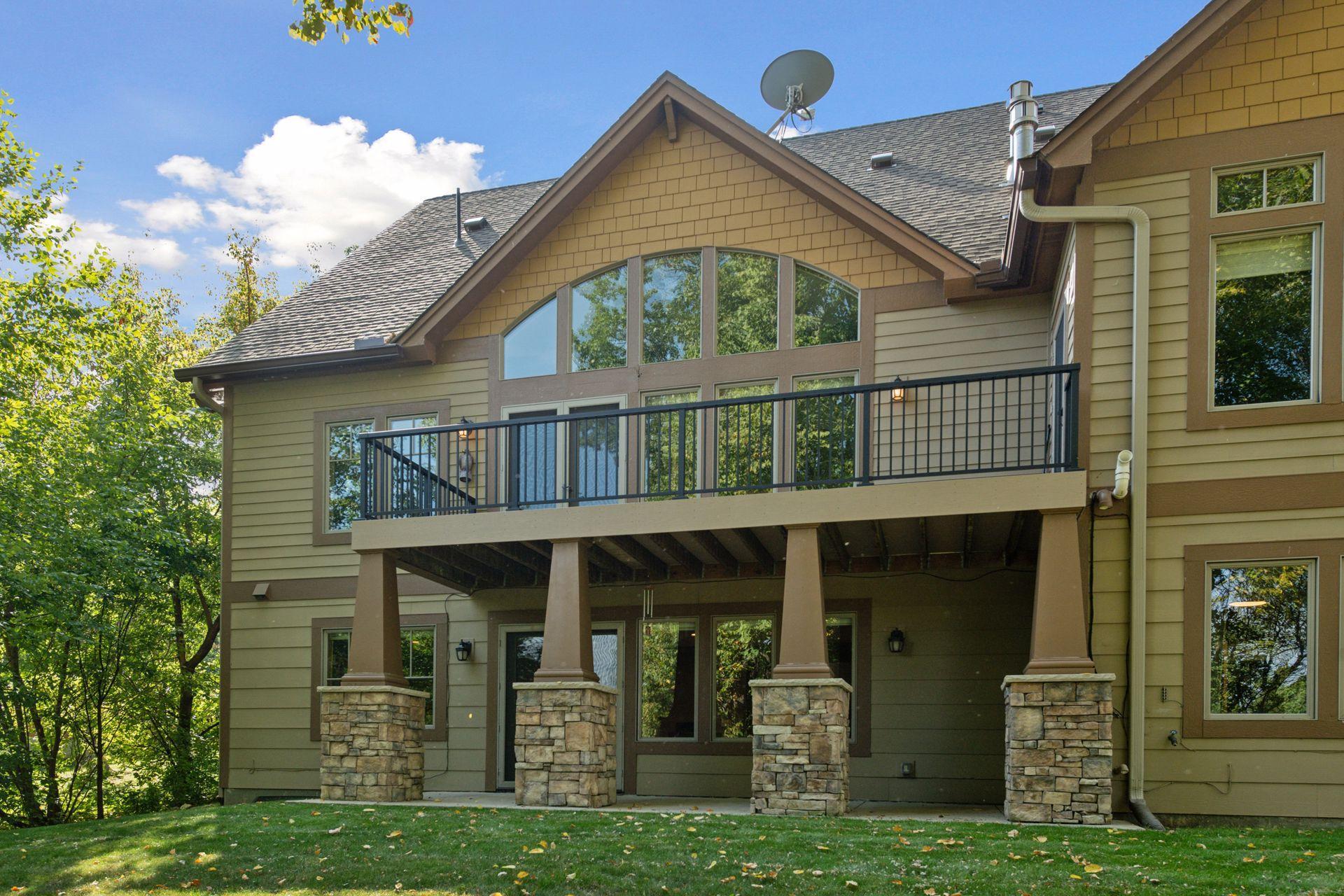 6040 Oakview Court Excelsior, MN 55331 - Photo 12 of 105