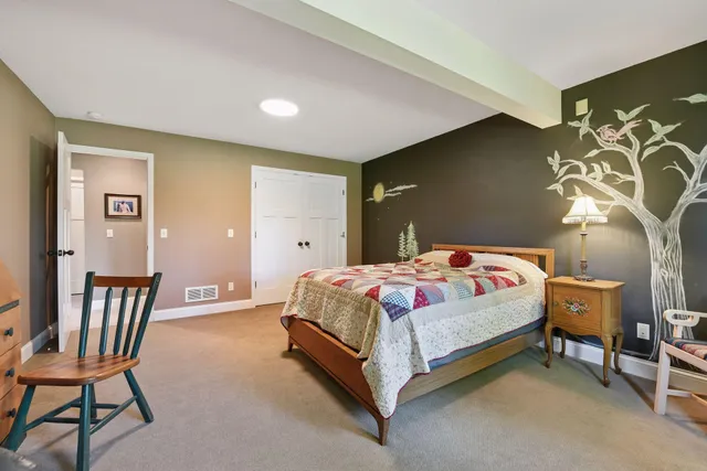 $777,000 | 6040 Oakview Court, Excelsior, MN 55331