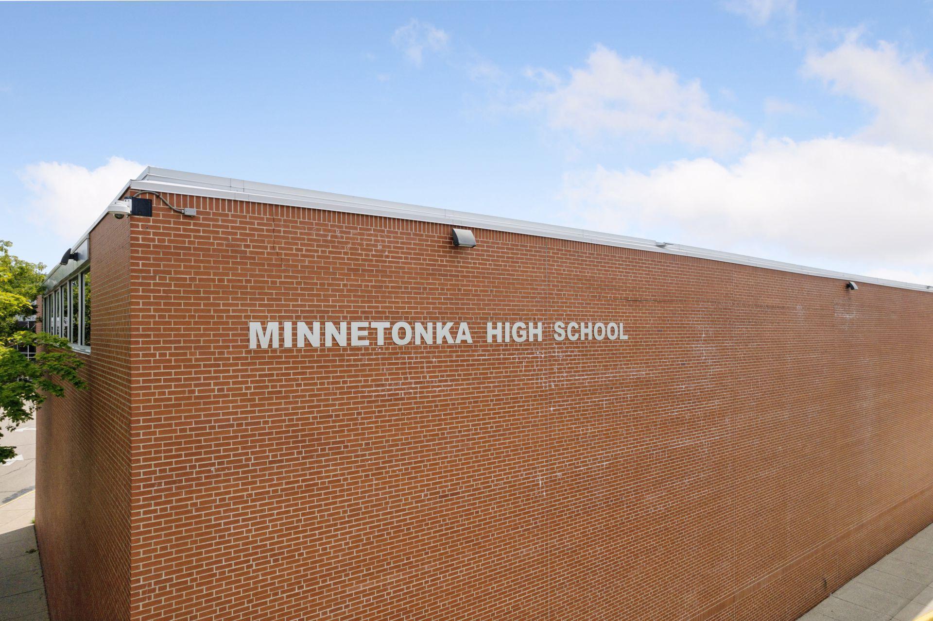 6040 Oakview Court Excelsior, MN 55331 - Photo 69 of 105