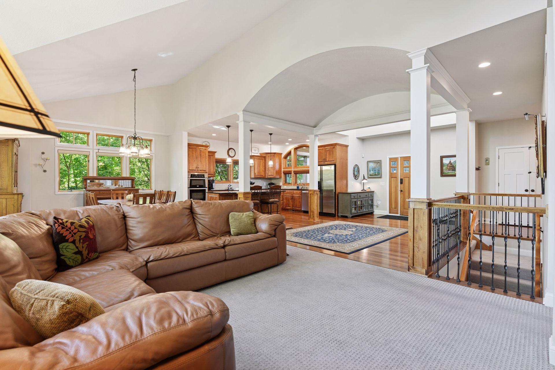 6040 Oakview Court Excelsior, MN 55331 - Photo 7 of 105