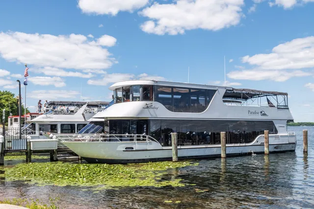 $777,000 | 6040 Oakview Court, Excelsior, MN 55331