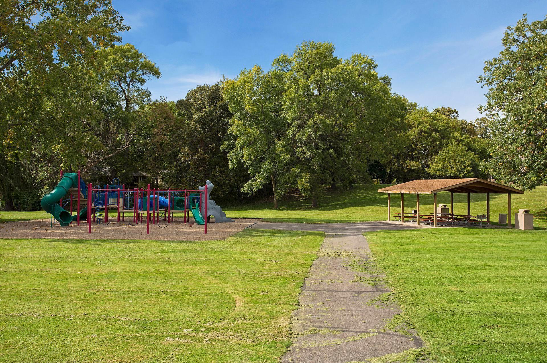 6040 Oakview Court Excelsior, MN 55331 - Photo 97 of 105