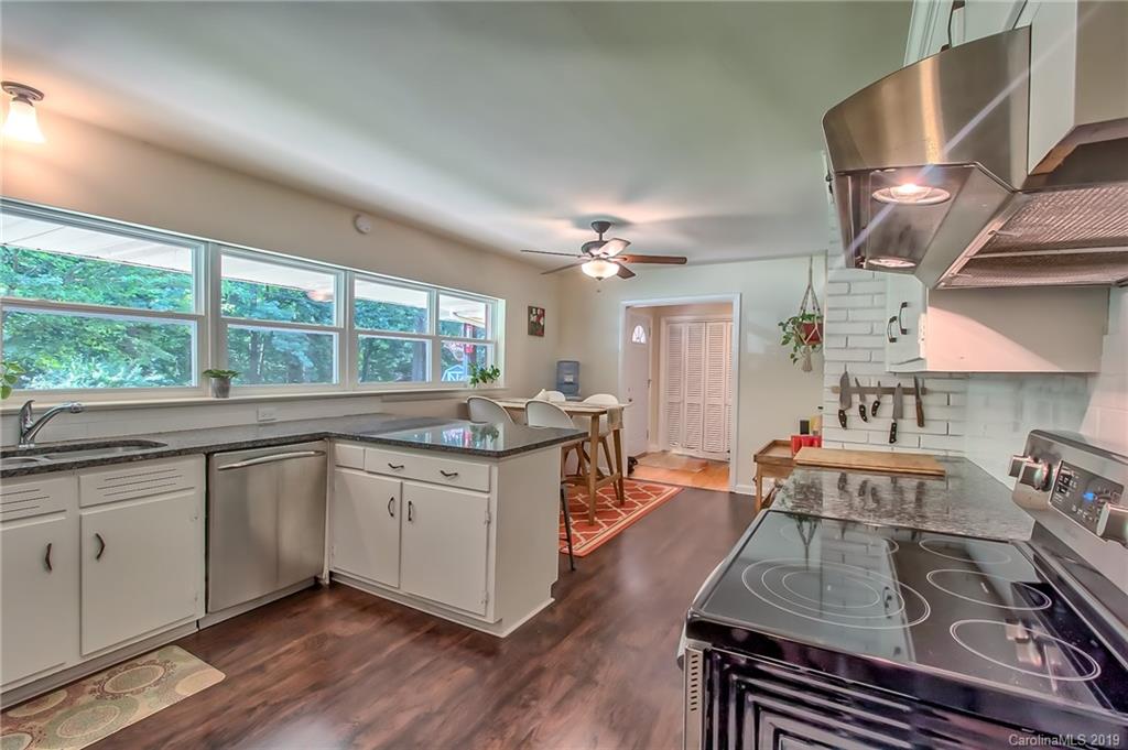 7234 Ridge Lane Road Charlotte, NC 28262 - Photo 5 of 30 Gallery Image 5