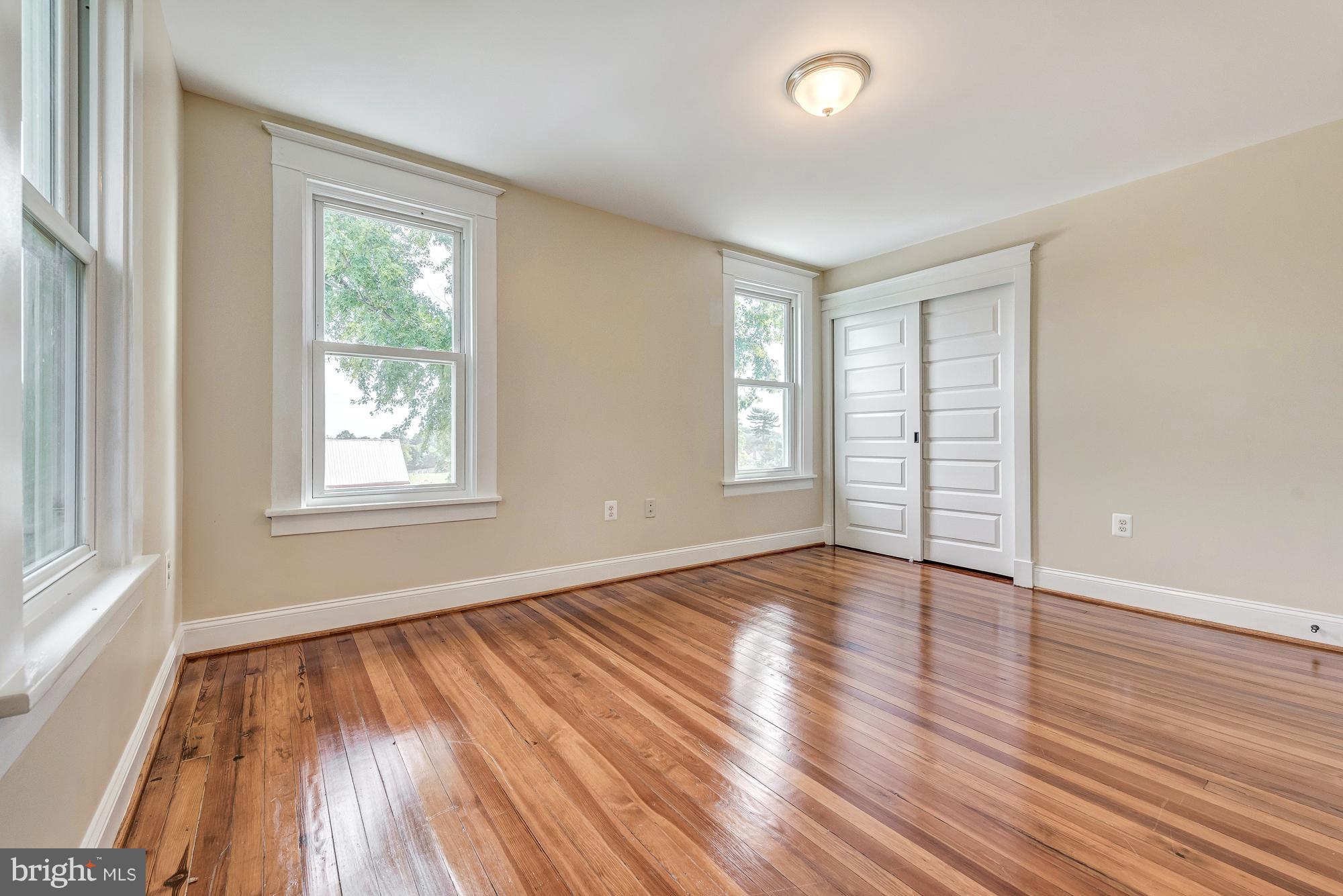 21521 Peach Tree Road Dickerson, MD 20842 - Photo 19 of 30 Large bedrooms