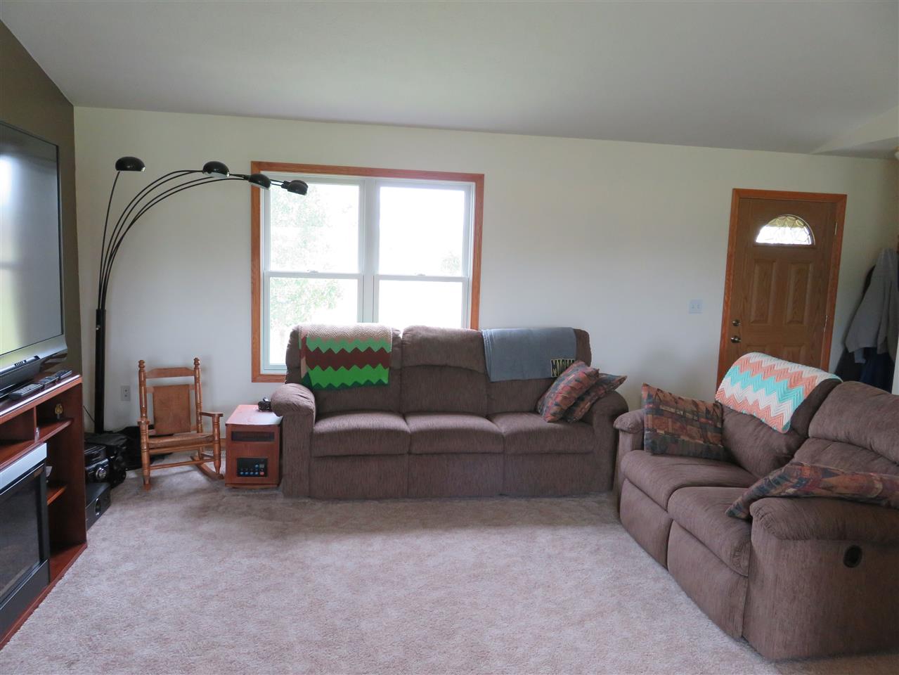 205 East Grand River Road Owosso, MI 48867 - Photo 10 of 23 31300481-9.JPG