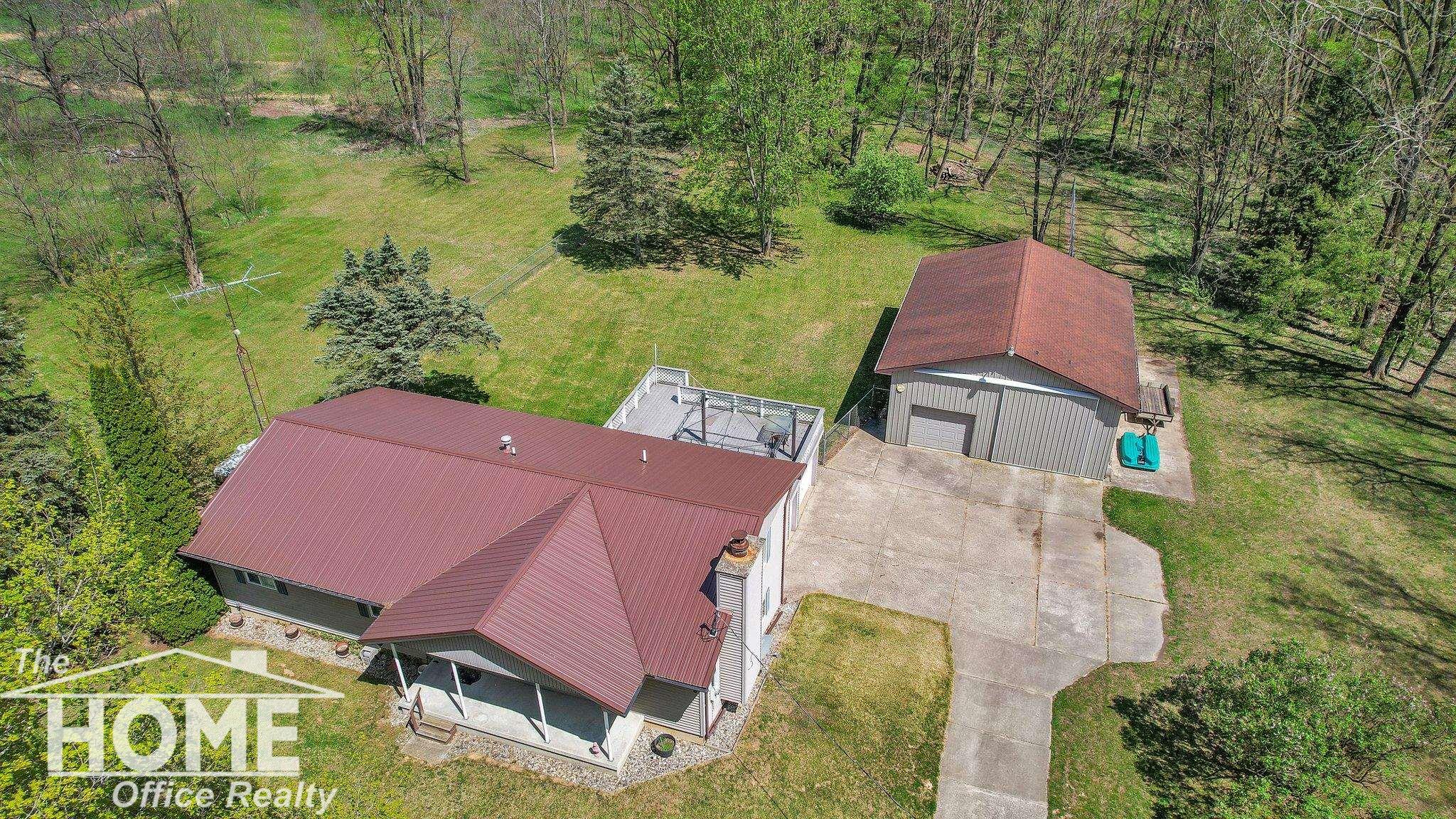 13315 South Duffield Road Byron, MI 48418 - Photo 2 of 36