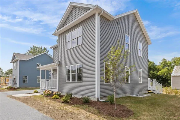 $758,900 | 18 Walters Way, Colchester, VT 05446