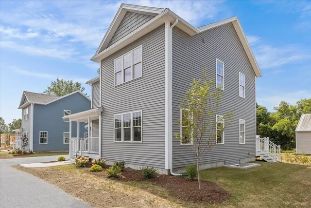 $758,900 | 18 Walters Way, Colchester, VT 05446