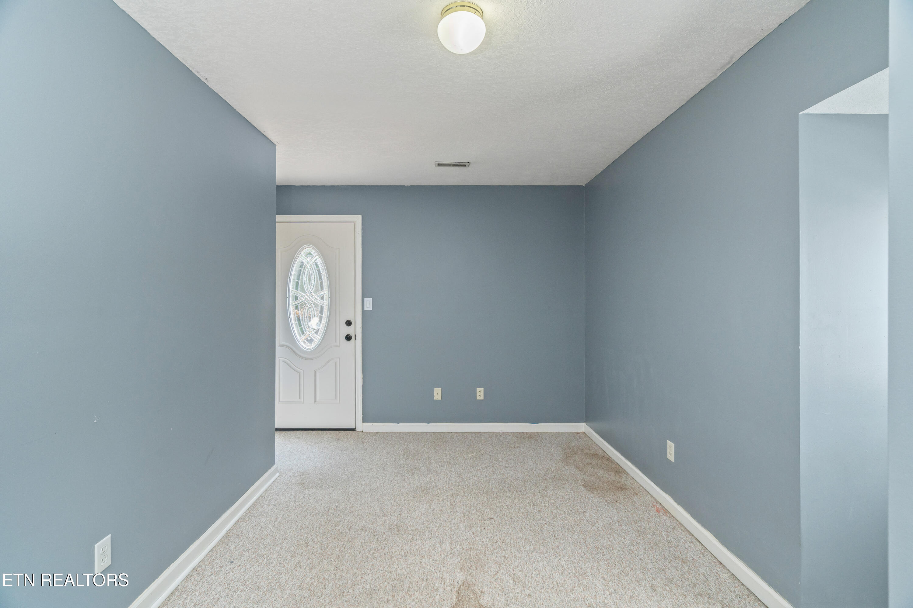 319 De Armond Road Kingston, TN 37763 - Photo 29 of 40 319 De Armond Rd-33