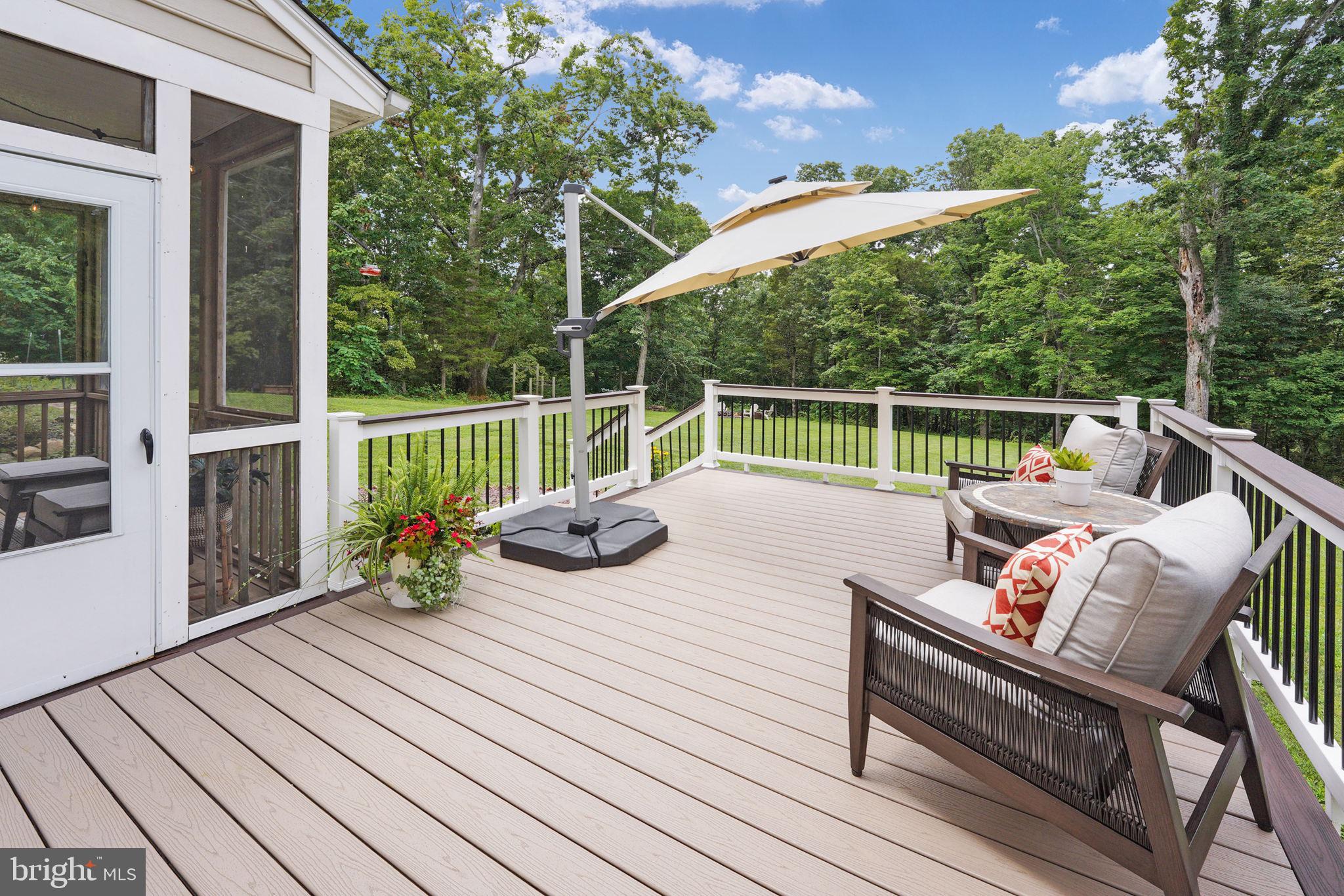 7163 Pine Ridge Road Marshall, VA 20115 - Photo 21 of 66 Breakfast Room Opens to Deck/Screened Porch