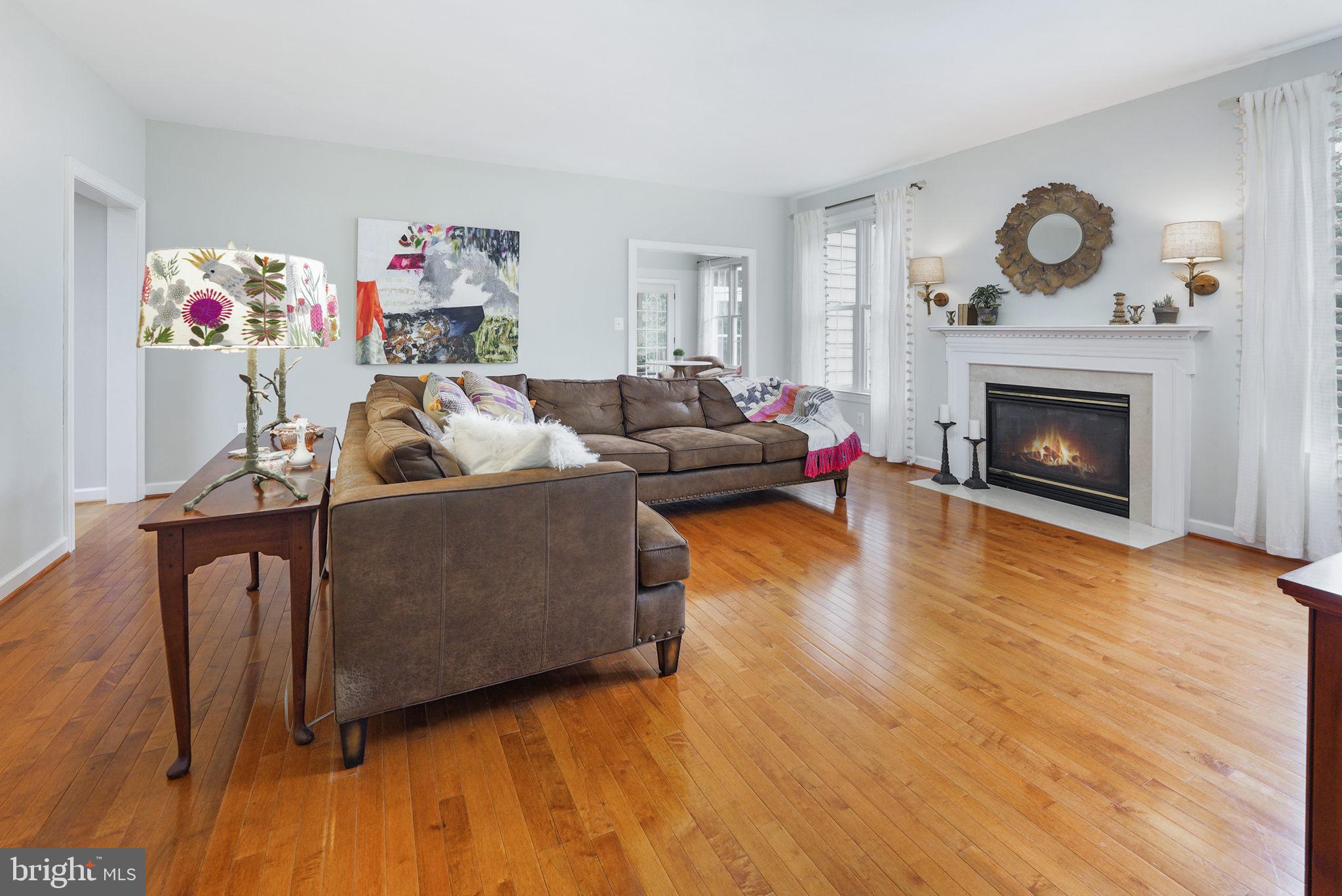7163 Pine Ridge Road Marshall, VA 20115 - Photo 30 of 66 Family Room with Cozy Gas Fireplace & HDWDs