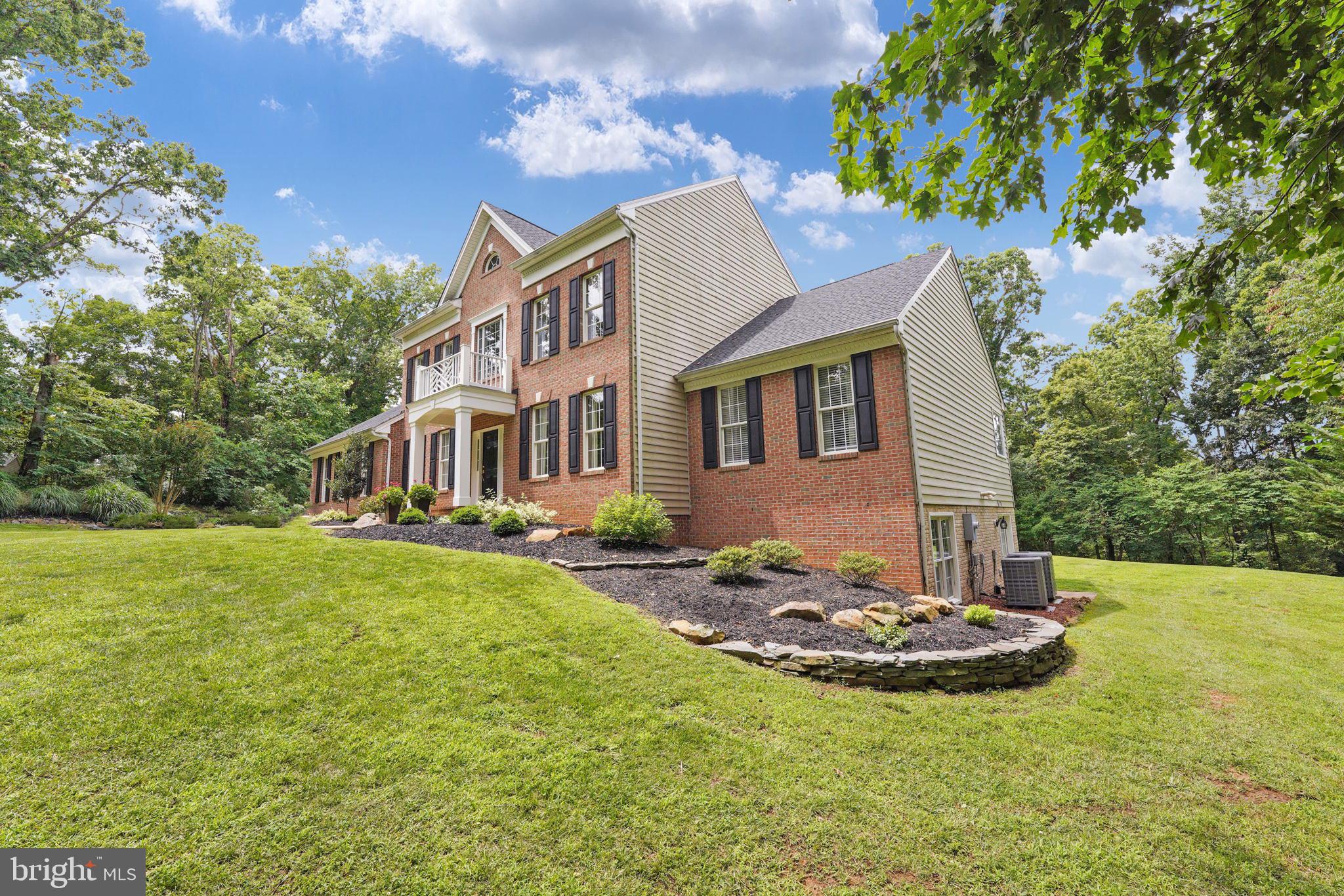 7163 Pine Ridge Road Marshall, VA 20115 - Photo 8 of 66 Beautiful Professional Landscaping & Hardscaping
