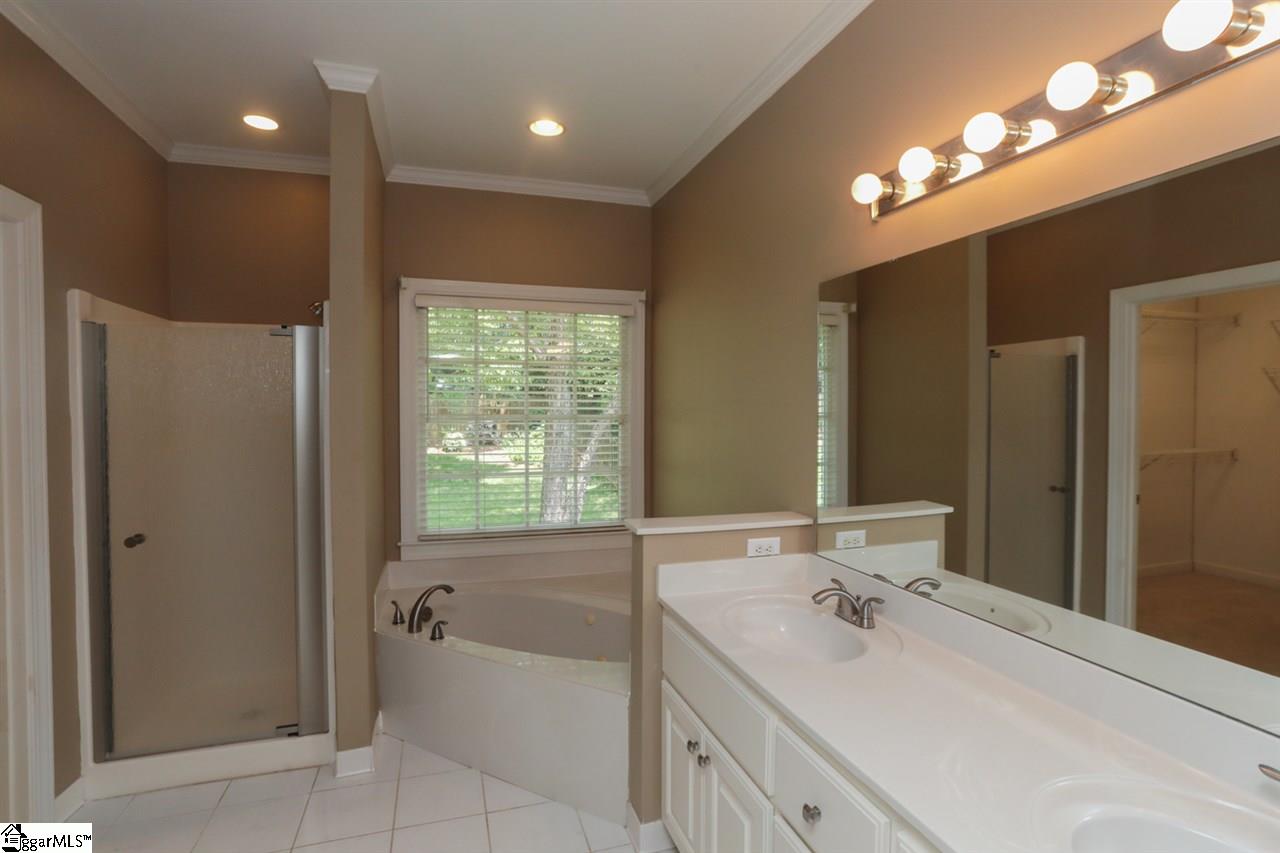 4 Kirkpatrick Court Greer, SC 29650 - Photo 12 of 31 Gallery Image 12