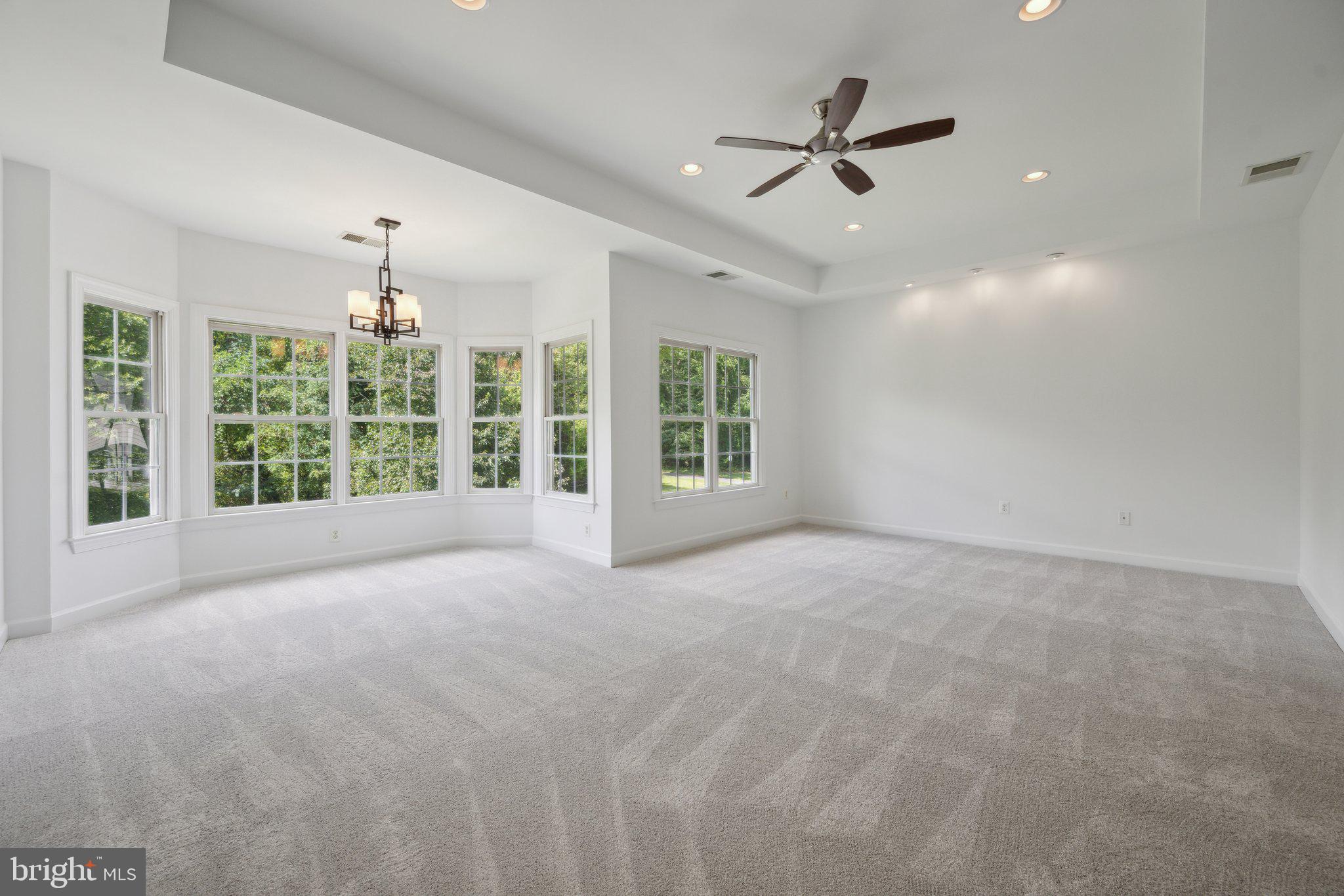 720 Pearson Point Annapolis, MD 21401 - Photo 15 of 42 Gallery Image 15