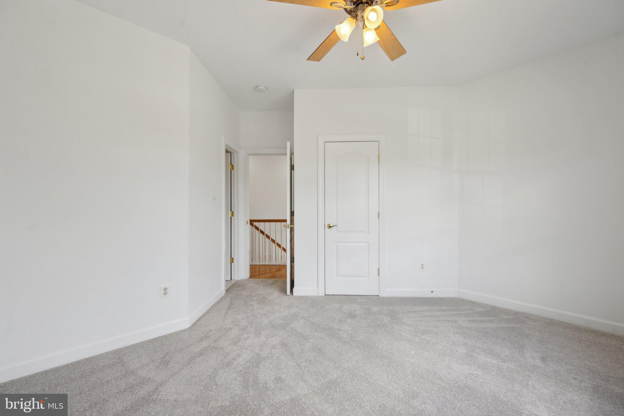 720 Pearson Point Annapolis, MD 21401 - Photo 26 of 42 Gallery Image 26