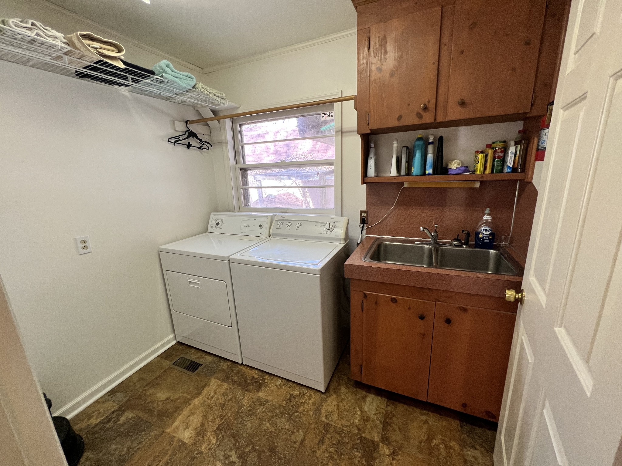 499 Willow Oak Road Manchester, TN 37355 - Photo 13 of 26 a room with storage and utility