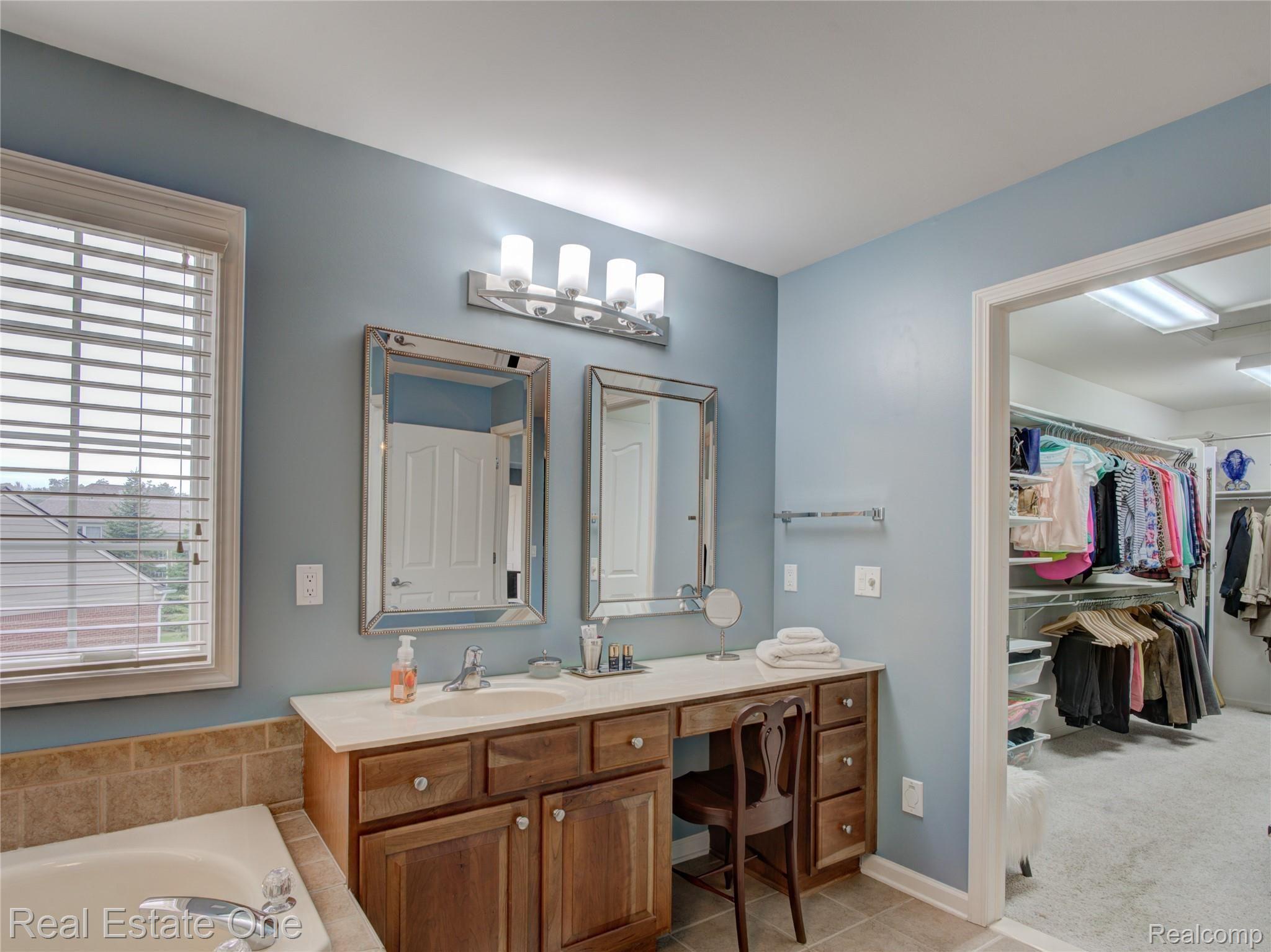 2400 Andover Boulevard Rochester, MI 48306 - Photo 29 of 48 29.jpg
