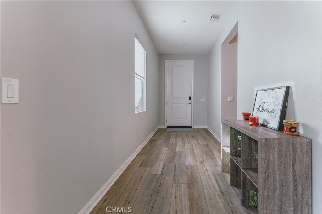 7552 Honeybell Court Riverside, CA 92507 - Photo 6 of 30