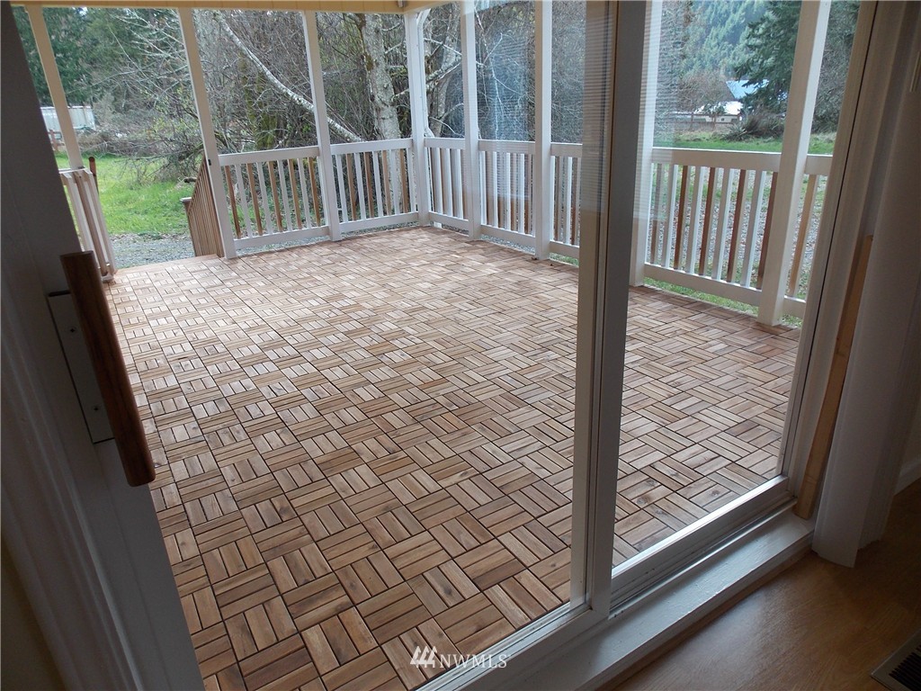 17810 Mulqueen Road Southeast Rainier, WA 98576 - Photo 14 of 24 Gallery Image 14