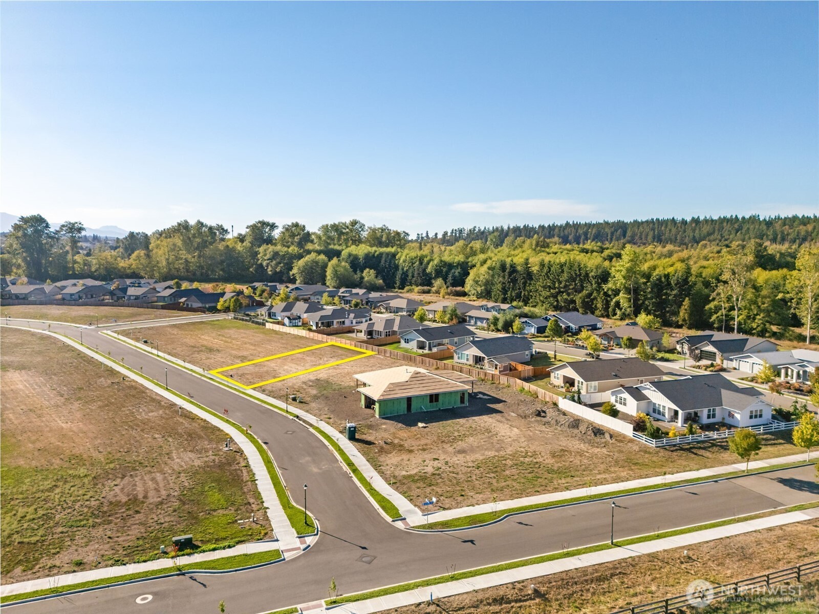 121 Dover Lane Sequim, WA 98382 - Photo 7 of 22 a view of a tennis court